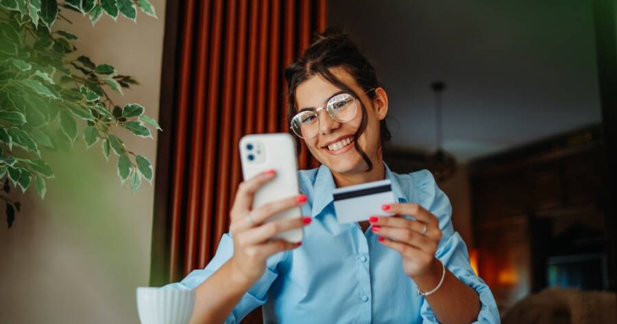 Navigating Instant Approval Cards Wisely